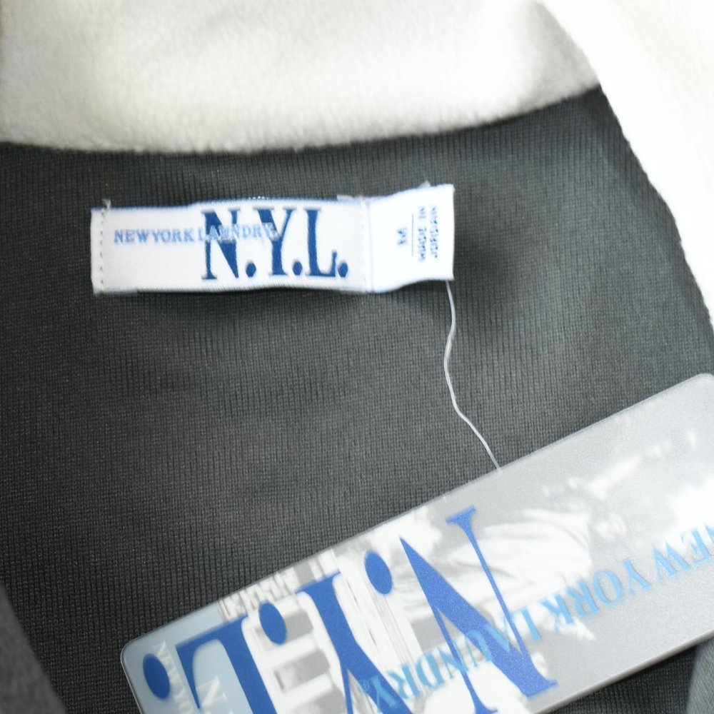 NEW York Laundry Vest - Picture 5 of 5